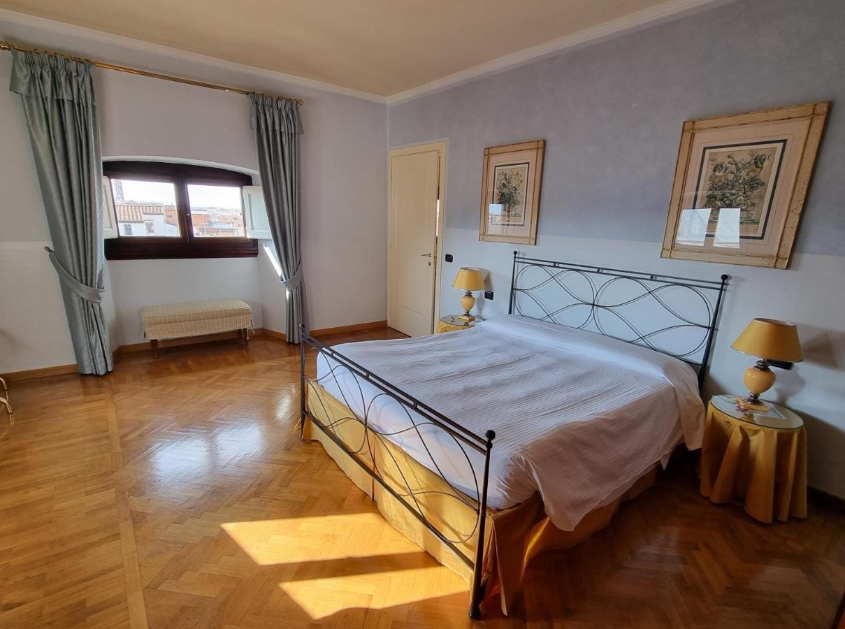 Palazzo Gamba Apartments Al Duomo Firenze Eksteriør billede